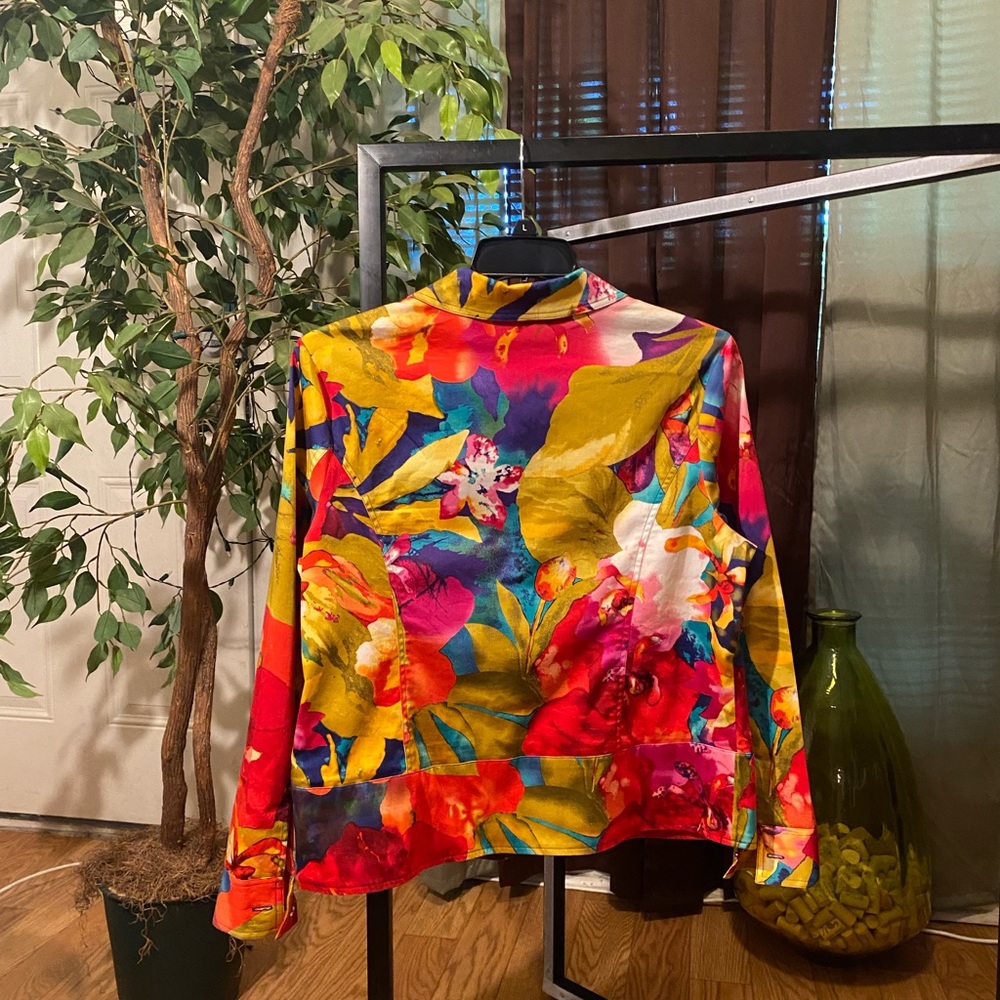 Vest jacket - Picture 3 of 11